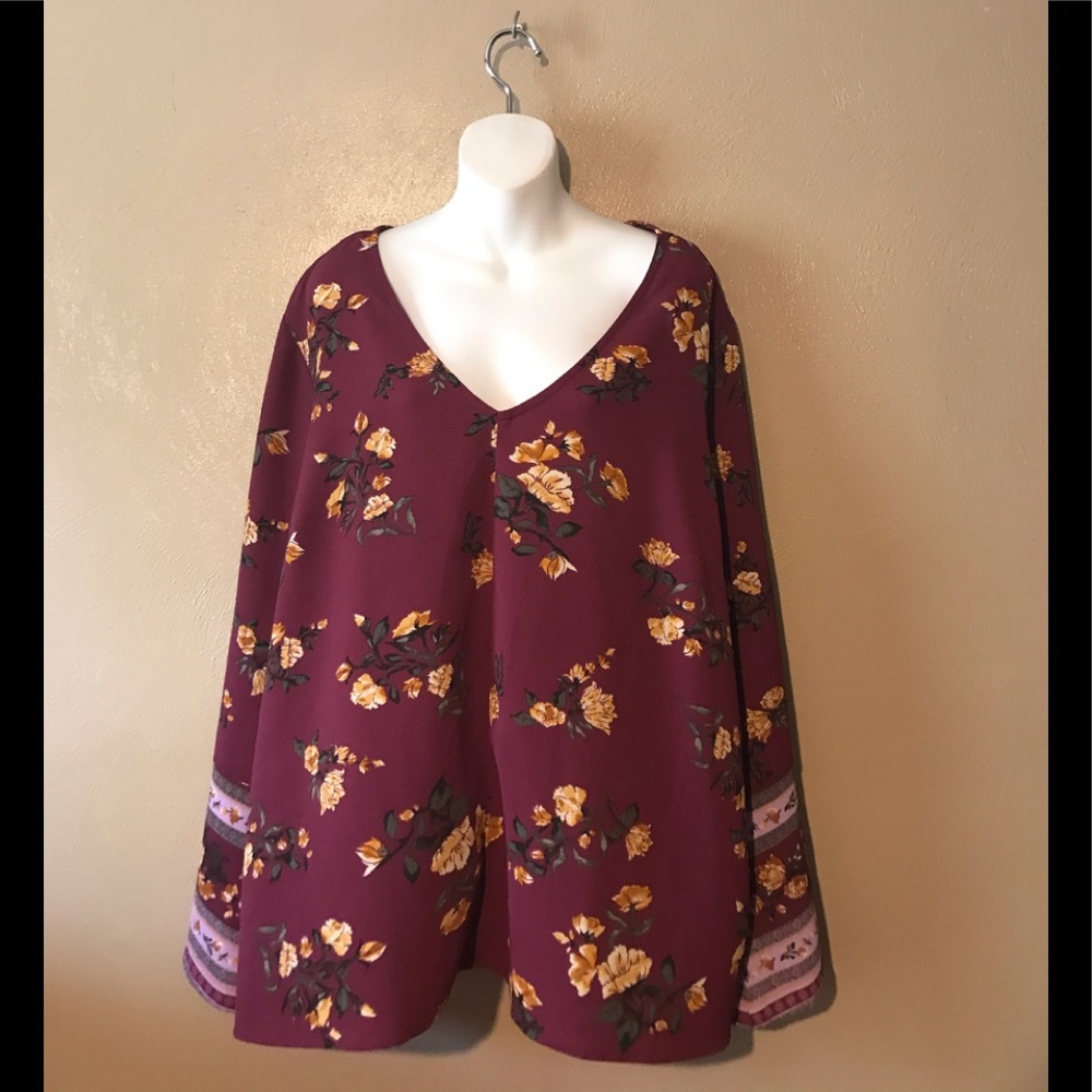 A.N.A burgundy flowered to size 2X bell sleeves